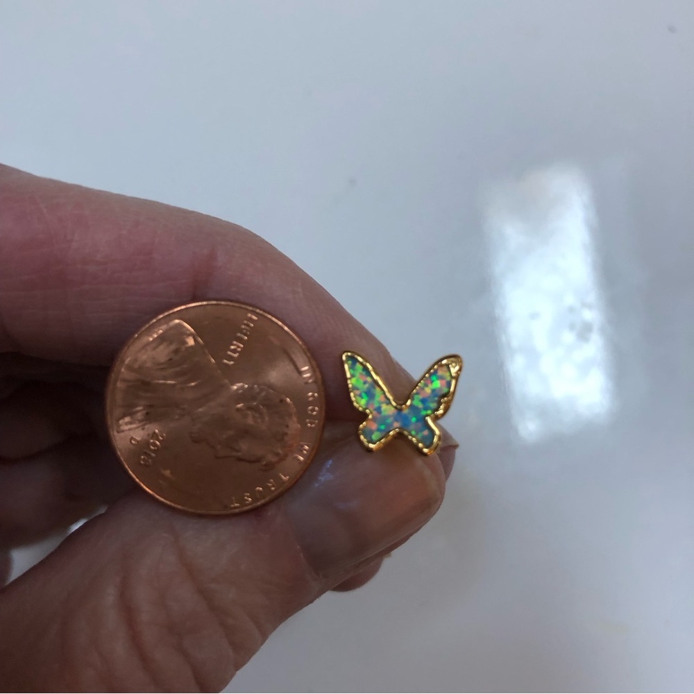 Butterfly stud earrings - Picture 2 of 2